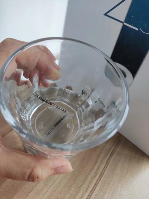 印刷不干胶标签费用（印刷不干胶标签印刷厂）