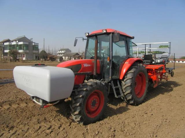 移栽机生产厂家（进口移栽机）