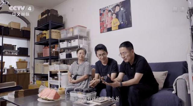 何同学是哪里人（何同学身份）