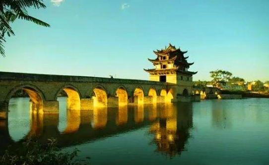 这是一个旅游的好地方，适合夫妻旅游的好地方