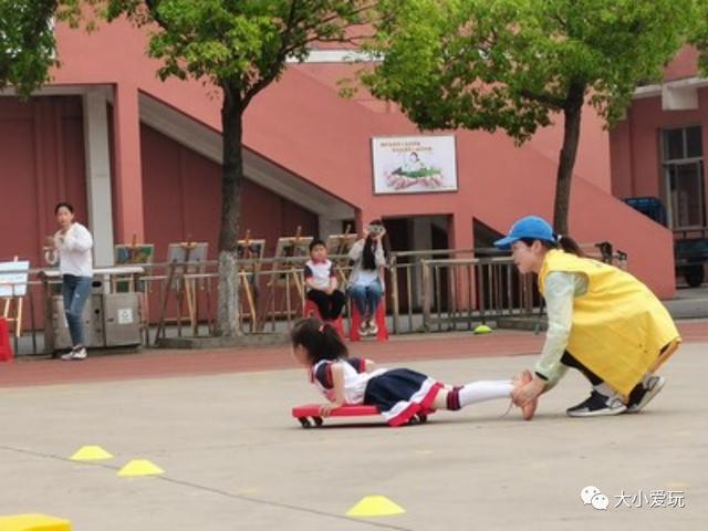 室内攀岩墙价格（室内攀岩墙造价多少钱一平方）