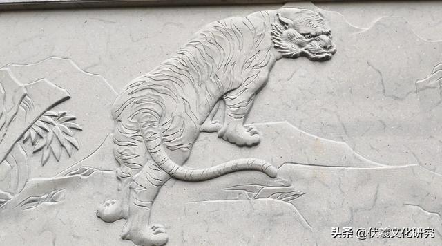 拥有龙族血统的八大姓氏（龙族有几大姓氏）