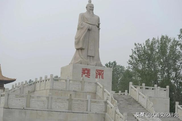 拥有龙族血统的八大姓氏（龙族有几大姓氏）