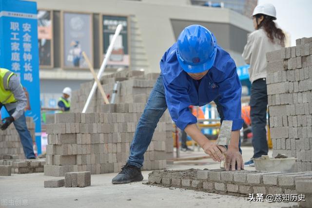 搞笑段子剧本大全短篇视频（搞笑段子剧本大全短篇中有iphone手机）