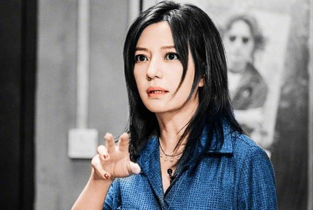 赵薇事件是怎么回事是不是真的（赵薇事件是怎么回事求告知）