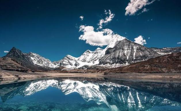 这是一个旅游的好地方，适合夫妻旅游的好地方