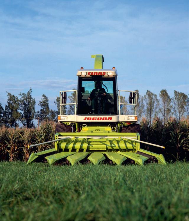 青储饲料打捆机价格（青饲料打包机多少钱一台）