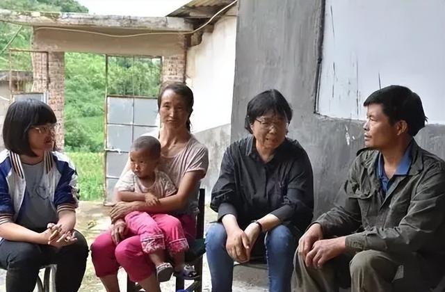 张桂梅事迹的启发与思考作文，张桂梅事迹师德师风心得