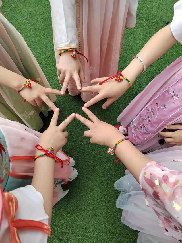 老师给大班毕业赠言300，老师给大班毕业赠言简短