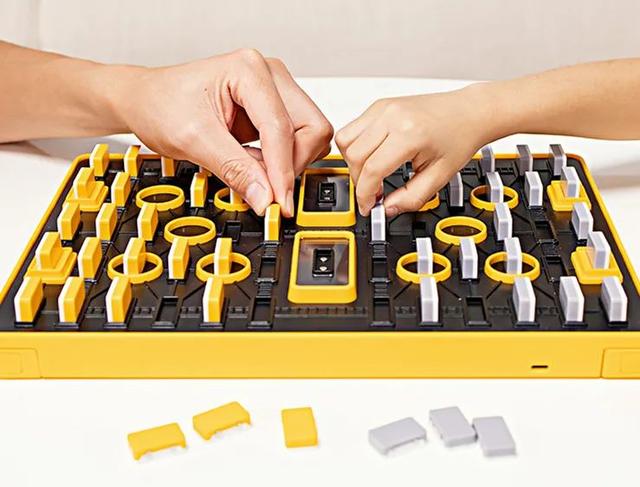 陆战棋的玩法演示视频（陆战棋游戏规则视频教学）