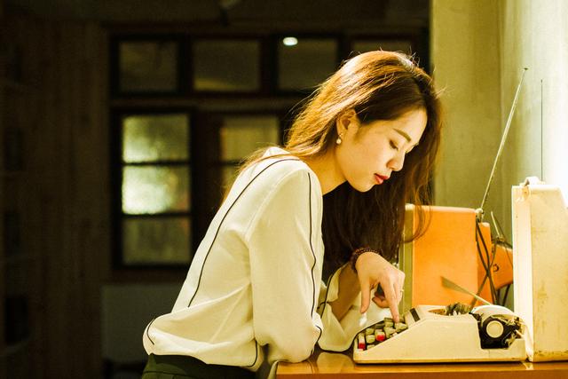 适合一两个人开的小店（适合1到2人开的小店）