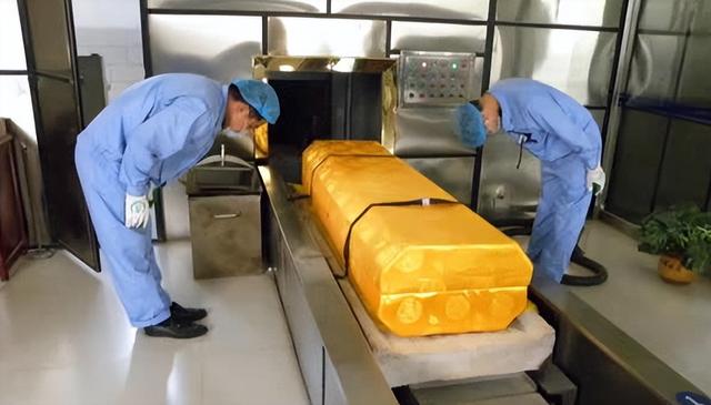 上海搬尸工真实工资，招聘搬尸工真实工资