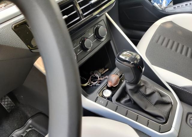 大众跑罗POLO报价（大众跑罗polo报价图片17年）