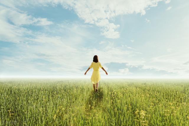 抖音上很火的自我介绍做生意，抖音上很火的自我介绍模板