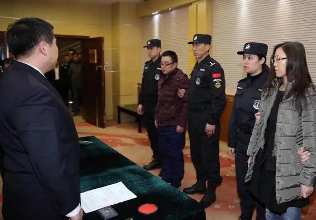 害黄海波的大佬是韩三平吗，韩三平和黄海波什么关系