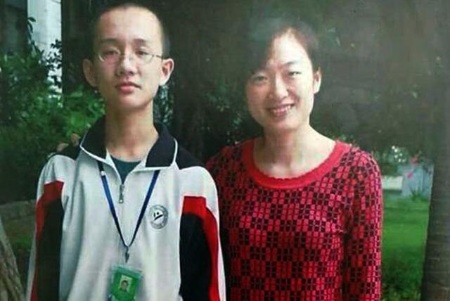 怡宝聪明盖怎么打开图解，聪明盖怎么打开图解 下置式