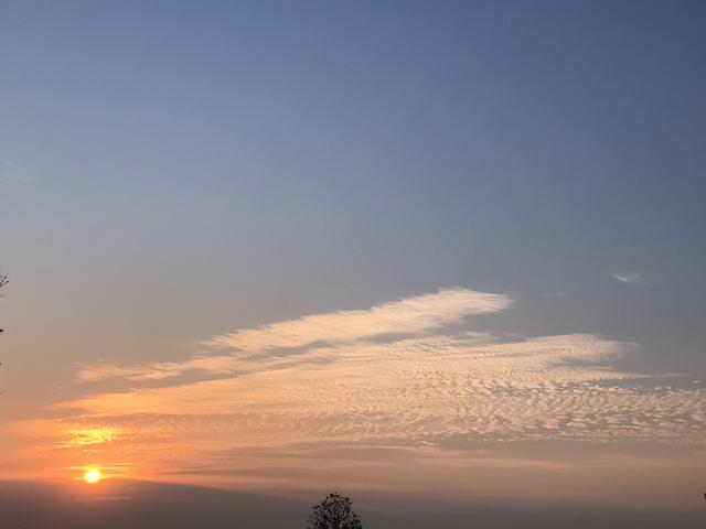 女人为什么不能送男人鞋子，女人是不是不能给男人送鞋