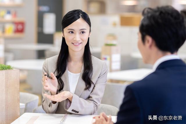 办理出国签证一共要多少钱呢英文，办理出国签证一共要多少钱呢英语