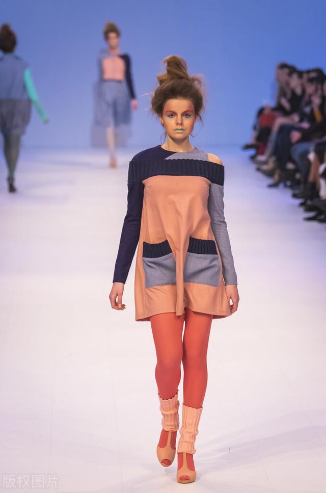 橘色搭配什么颜色最佳图片大全，橘色衣服搭配什么颜色最佳图片