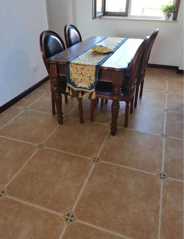 广东佛山瓷砖真假辨别，广东佛山瓷砖价格表