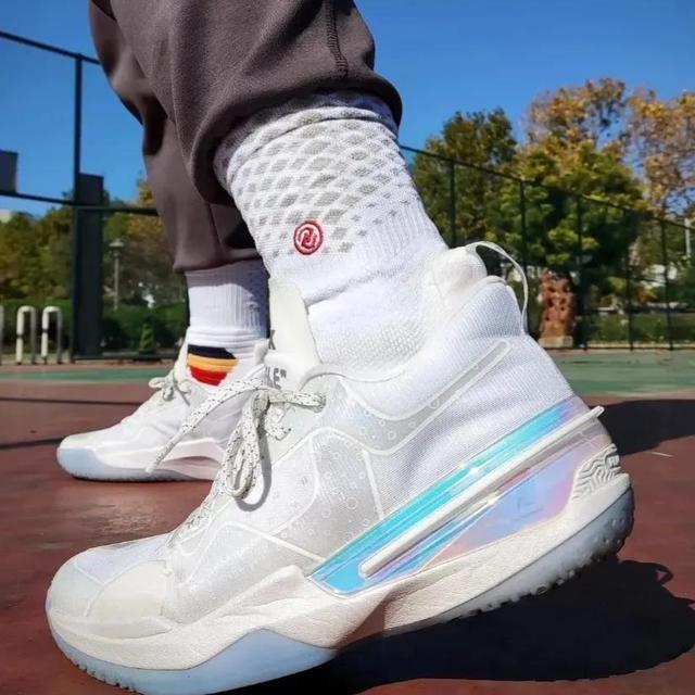 十大高颜值篮球鞋2020，十大高颜值篮球鞋李宁