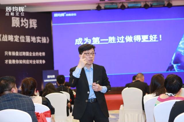 眼镜店投资大约多少钱，眼镜店投资成本