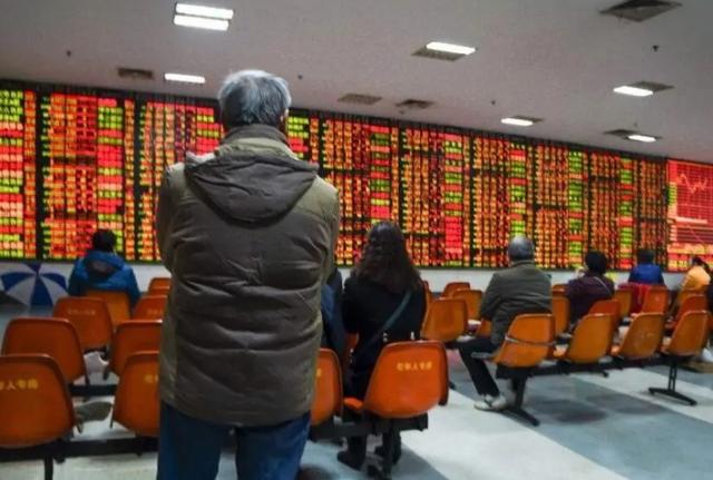 害黄海波的大佬是韩三平吗，韩三平和黄海波什么关系