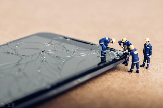 屏幕乱跳是内屏坏了吗屏幕看得到排线,屏幕乱跳是内屏坏了吗会出现三条线