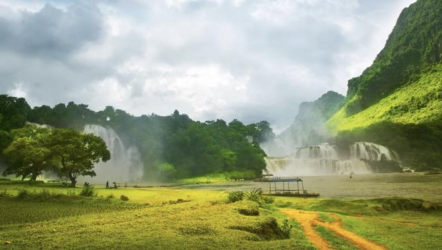 张扬跋扈张扬跋扈，张扬跋扈目中无人