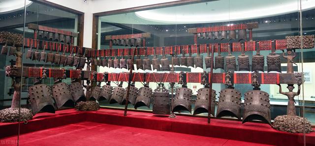 中国乐器按照什么分为吹拉弹打四大类（中国乐器按照什么分为吹拉弹打四种）