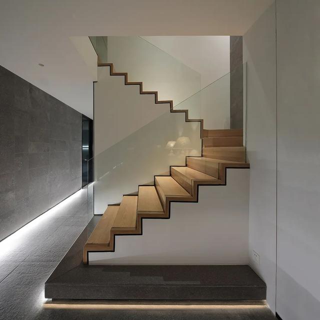 本杰明艺术漆施工步骤，本杰明艺术漆是进口的吗