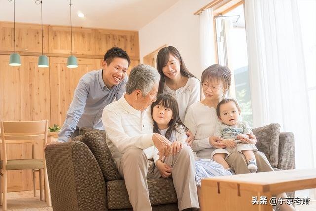 办理出国签证一共要多少钱呢英文，办理出国签证一共要多少钱呢英语