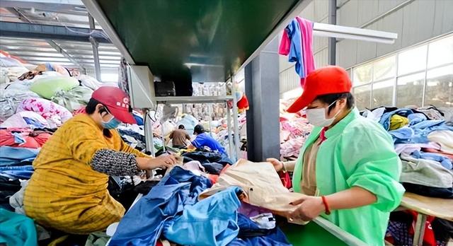 东莞旧衣服回收公司回收价格表最新，东莞旧衣服回收公司回收价格表图片