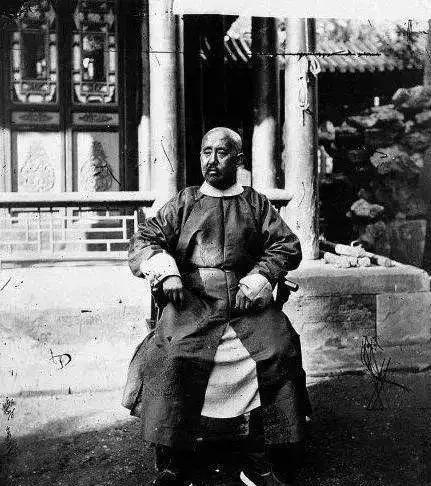 省长是什么级别干部在部队是什么给我,省长是什么级别干部呼伦贝尔大学校长什么级别