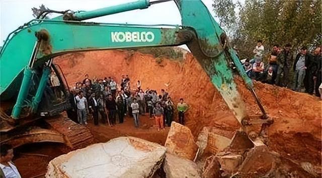 千年古墓挖出活女尸古人，千年古墓挖出活女尸,考古界轰动了