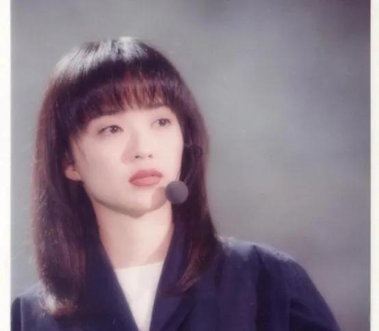 香港前100名女歌手排名彭玲，香港前100名女歌手排名粤语歌曲