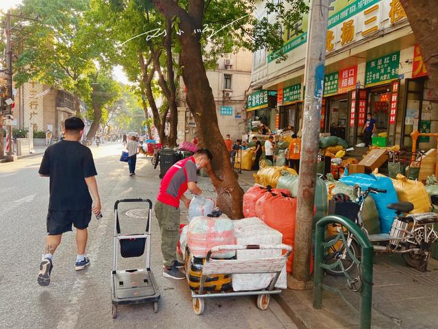 广州服装尾货批发称斤（广州童装尾货批发市场）