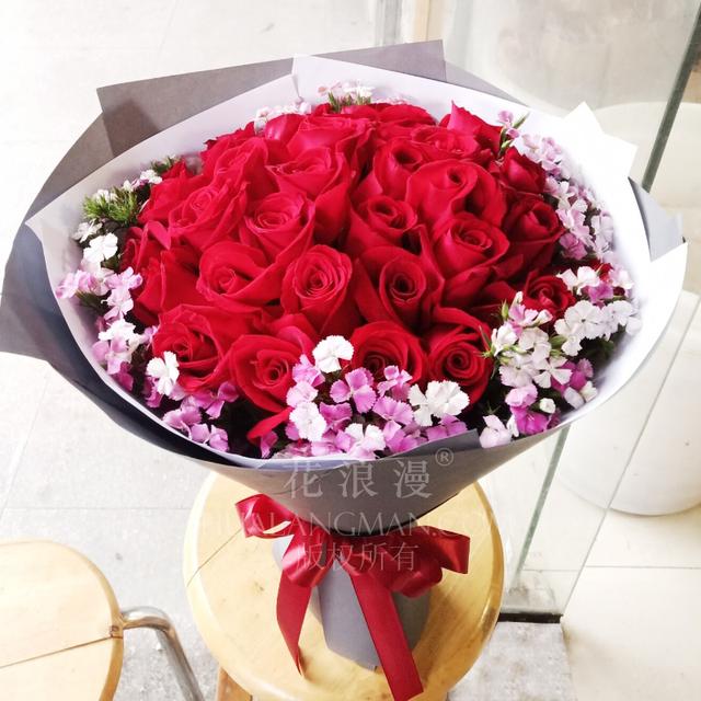 女生的小雏菊是什么手感，小雏菊代表啥意思