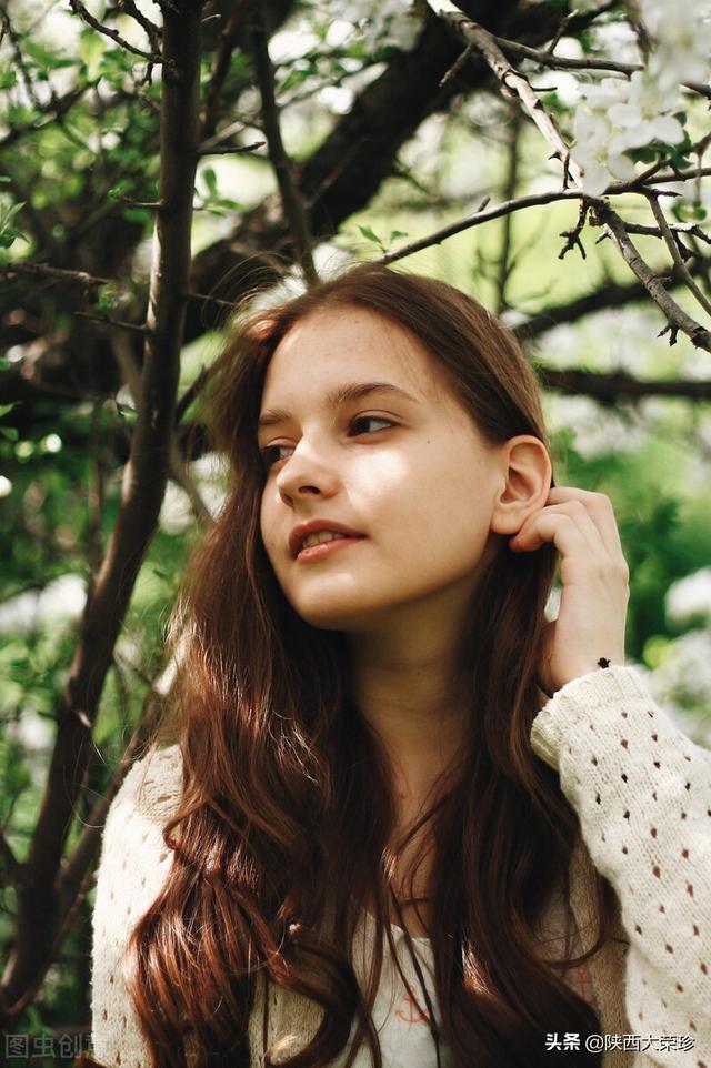 灵性层面太高的女孩怎么描述，灵性层面太高的女孩吸引什么男生