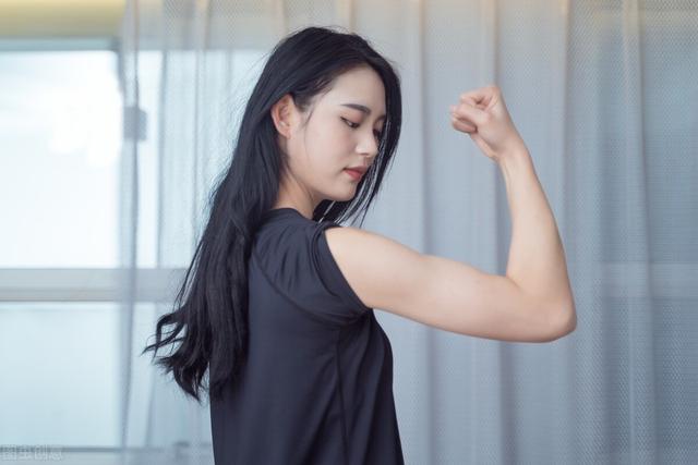 女生简历兴趣爱好100字以内，女生简历兴趣爱好怎么写比较好