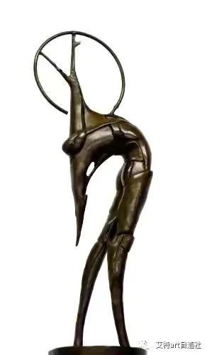 现代诗歌精选300首短诗冰心，现代诗歌精选300首短诗关于雪的