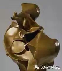 现代诗歌精选300首短诗冰心，现代诗歌精选300首短诗关于雪的