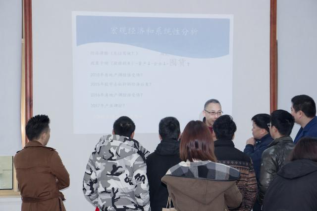 人创业团队分工明细大学生ppt，6人创业团队分工明细大学生各人优势"