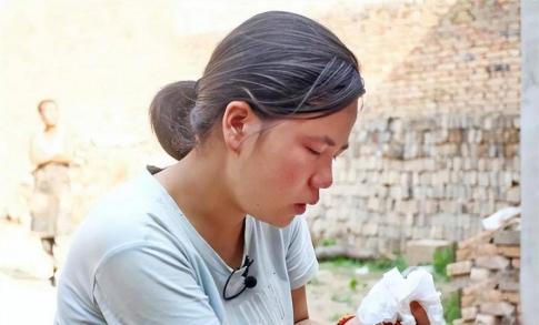 给人感觉像小孩的女生好吗,给人感觉像小孩的女生好吗知乎