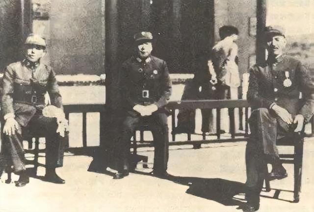 厉声呵斥的拼音是什么意思，厉声呵斥的拼音是什么_