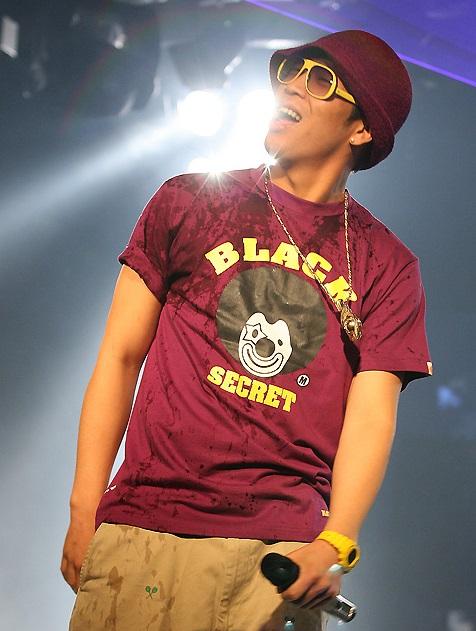 李升基现在在韩国人气，韩国人品最差的艺人