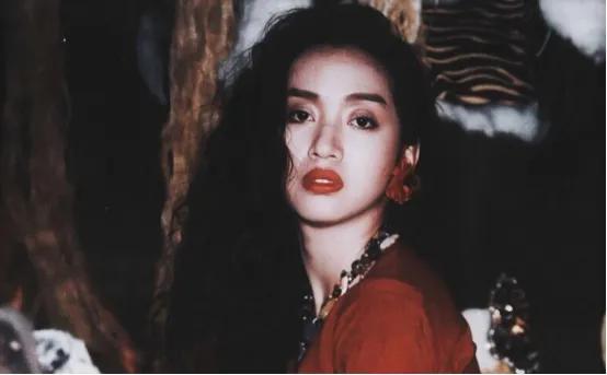 香港前100名女歌手排名彭玲，香港前100名女歌手排名粤语歌曲