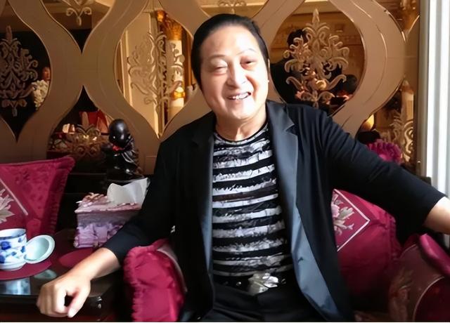 马云和赵薇结婚是真的吗,马云和赵薇结婚是真的吗天涯