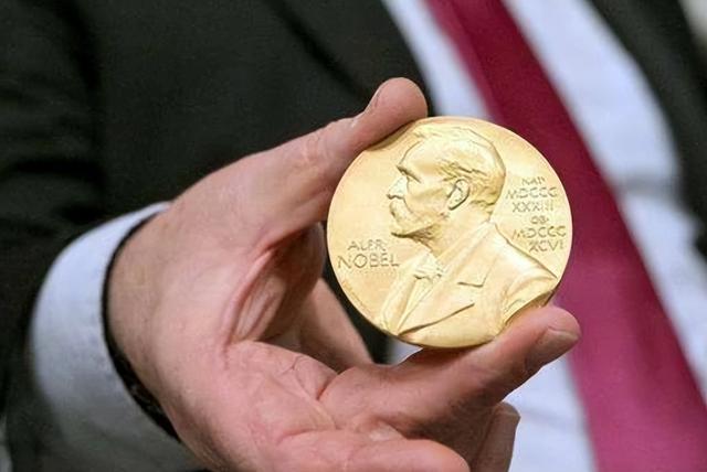 次拒绝诺贝尔奖的人，有没有人拒绝诺贝尔奖"