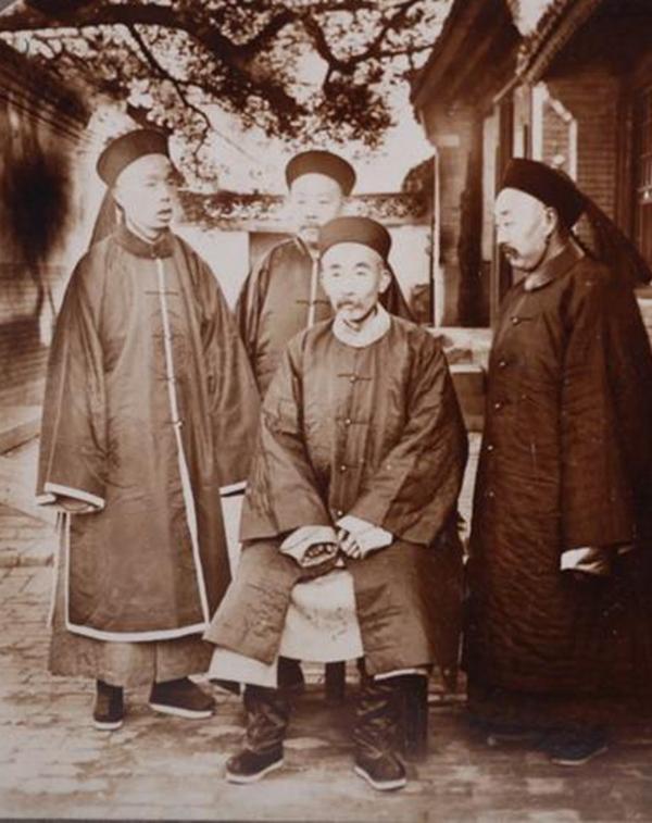 人死后鞋子为啥不能烧，人死了帽子和鞋子能烧吗